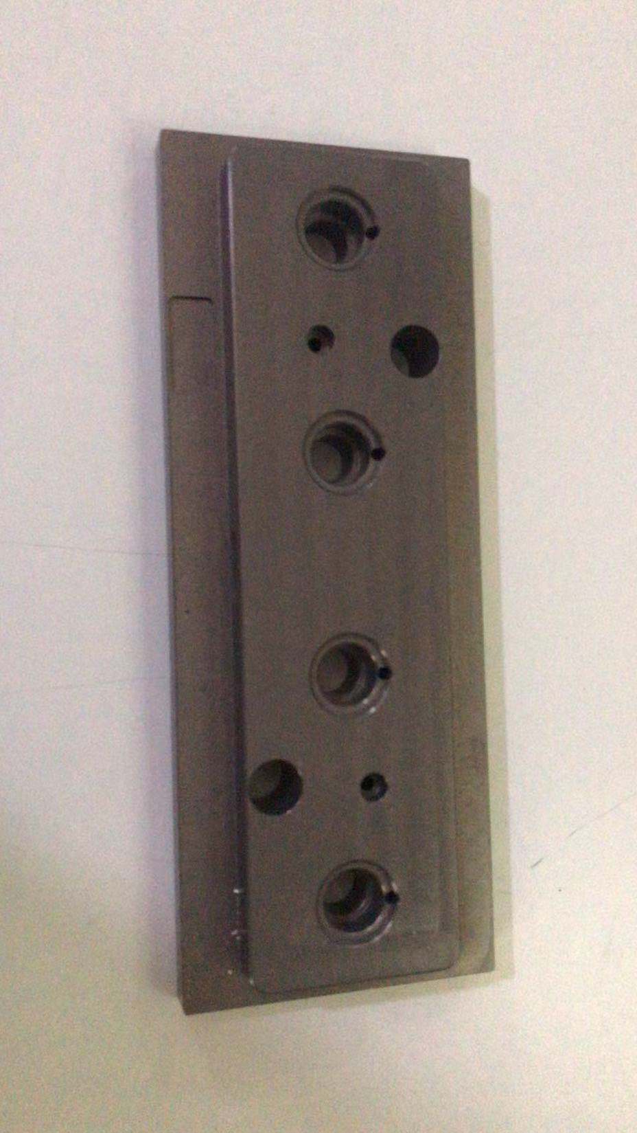 Checking fixture